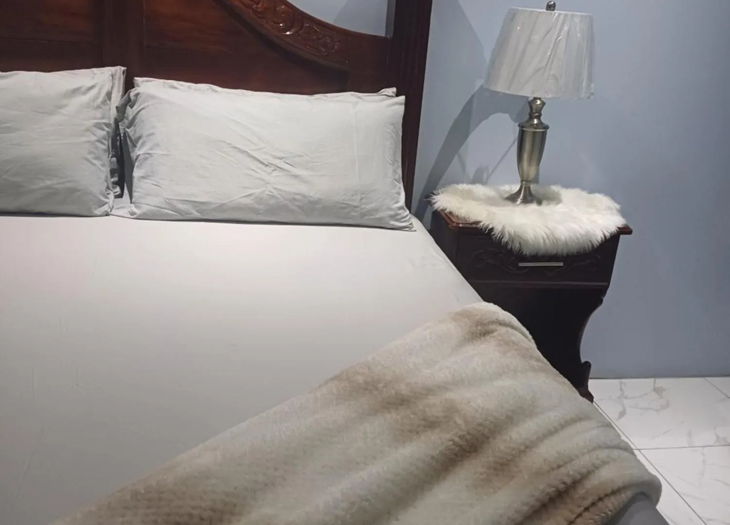 Embassy Royale Apartment Kingston